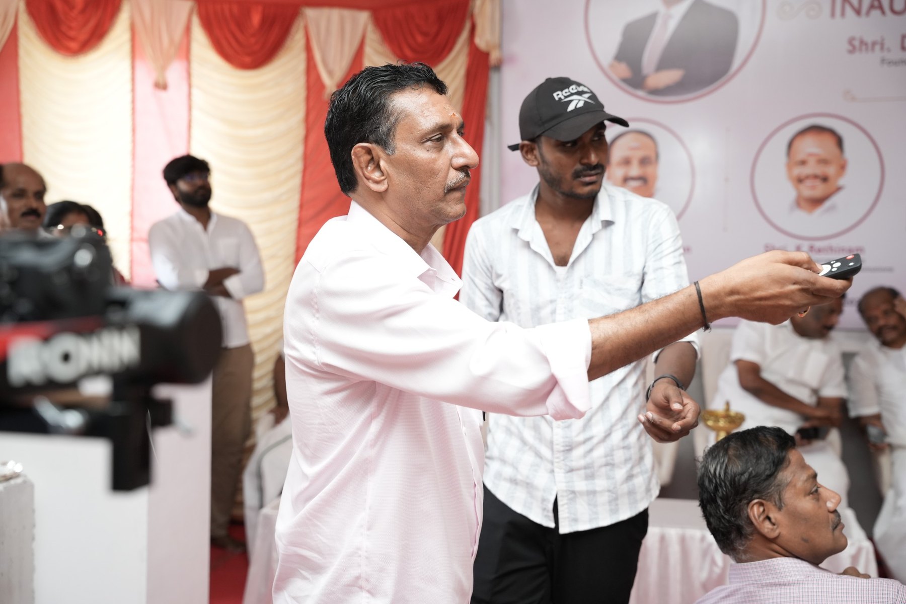 Shri. Adv. Elambharathi launching the Samara Assisted Living website